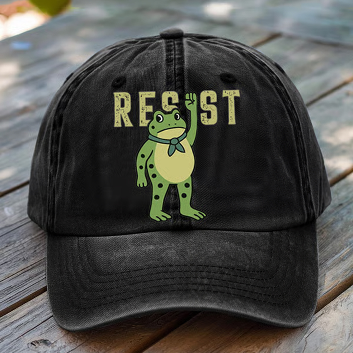 Unisex Washed Cotton Portland Frog Print Hat